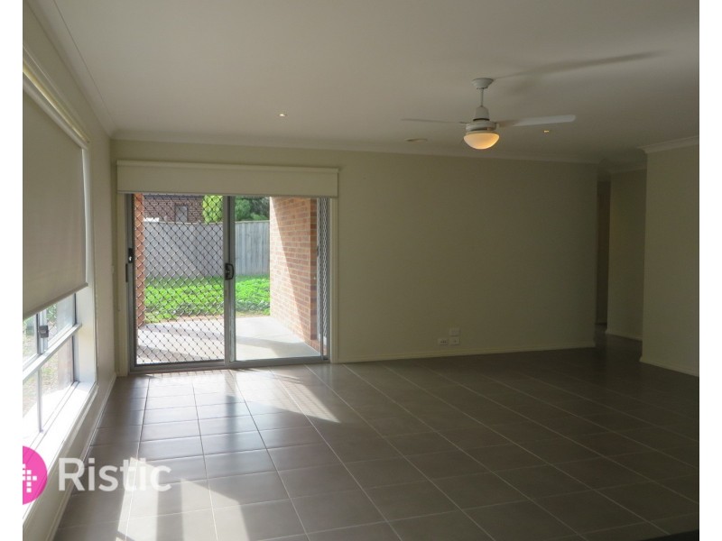 30 Delias Road, Tarneit VIC 3029