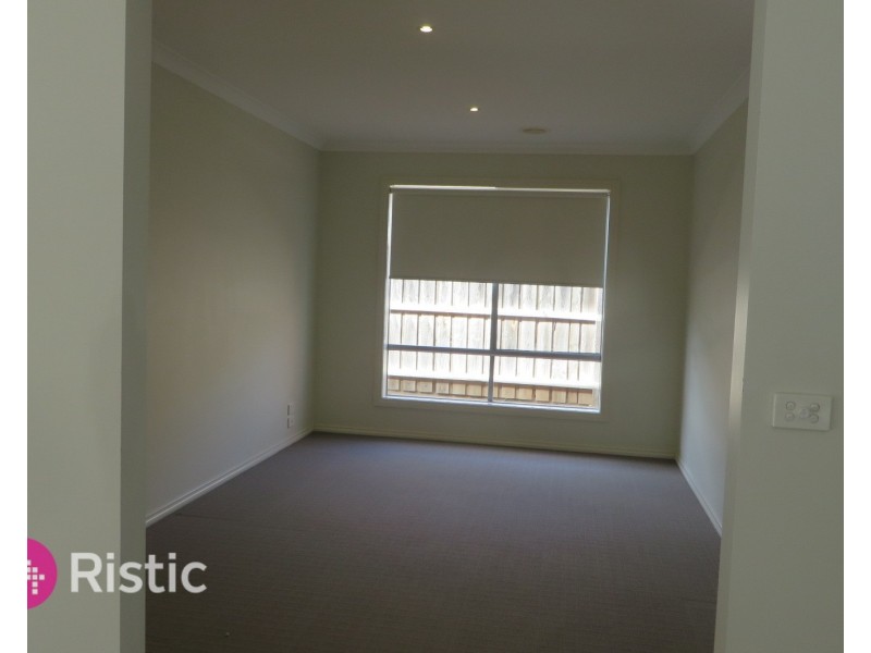 30 Delias Road, Tarneit VIC 3029