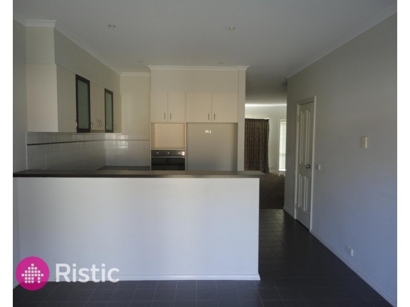 14 Malabar Walk, Bundoora VIC 3083