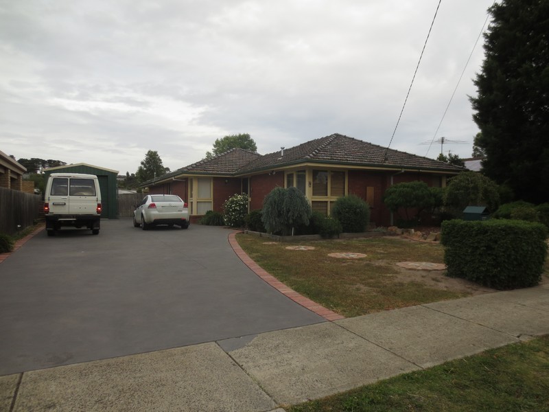 29 Macmeikan Street, Whittlesea VIC 3757