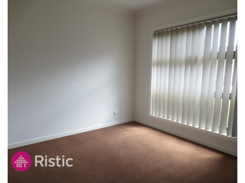 16 Arum Walk, Mernda VIC 3754