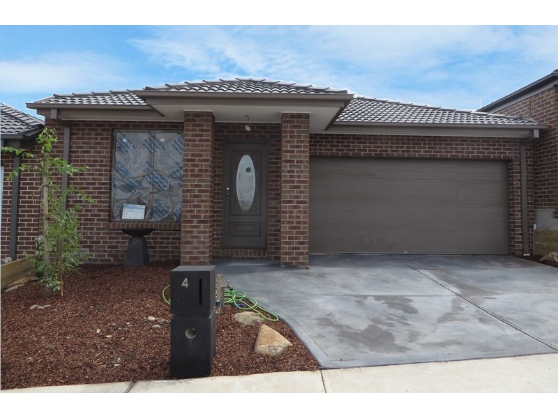 4 Bergamot Way, South Morang VIC 3752