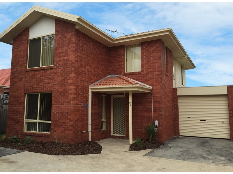 23 Pace Circuit, South Morang VIC 3752