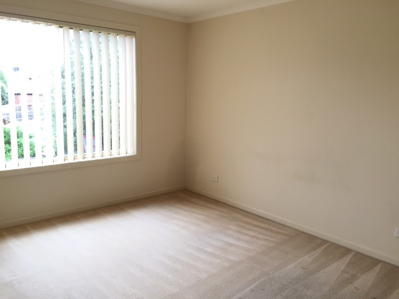 23 Pace Circuit, South Morang VIC 3752