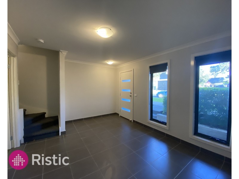 35 Matilda Avenue, Wollert VIC 3750
