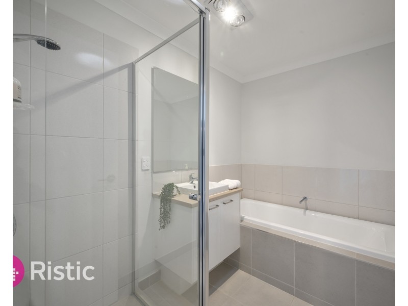 112 Highlander Drive, Craigieburn VIC 3064