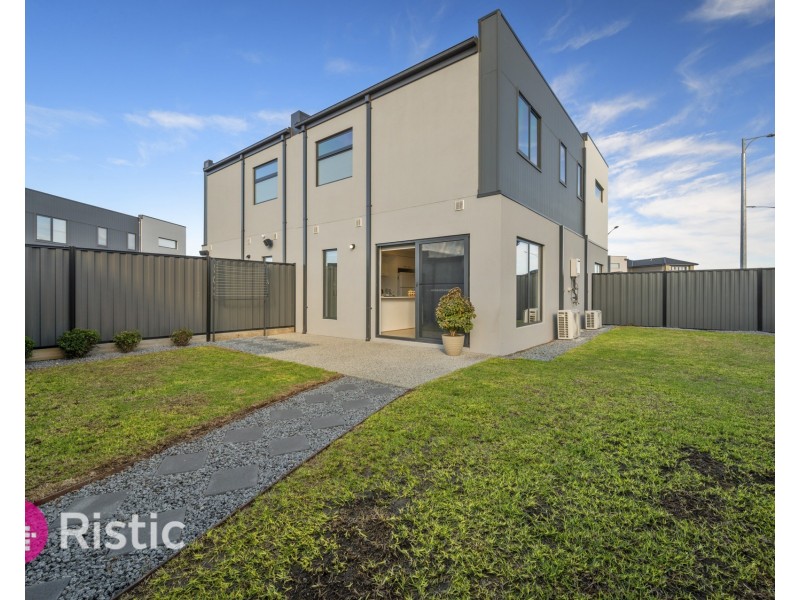 112 Highlander Drive, Craigieburn VIC 3064