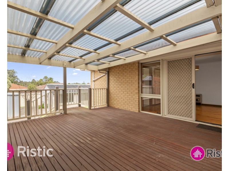 61 Veronica Crescent, Mill Park VIC 3082