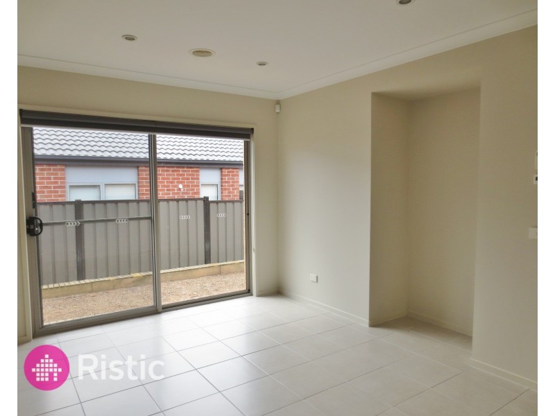 32 Pearson Road, Mernda VIC 3754