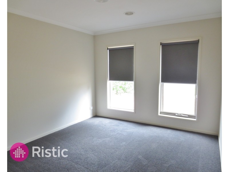 32 Pearson Road, Mernda VIC 3754