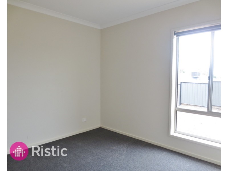 32 Pearson Road, Mernda VIC 3754