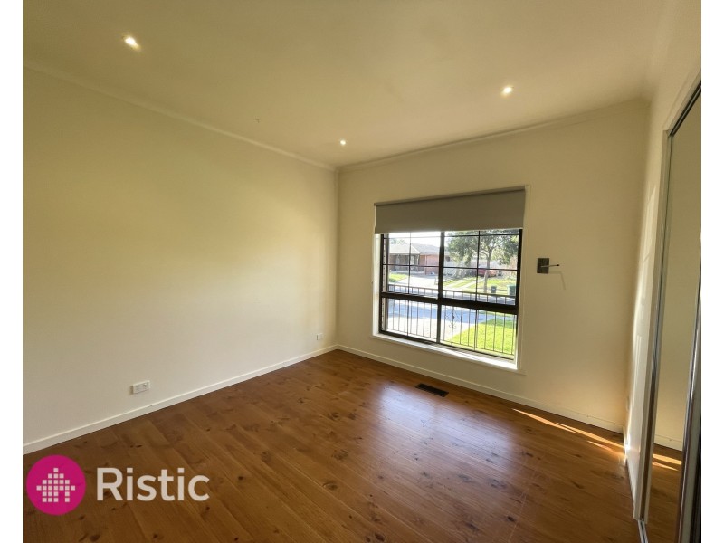 7 Lavender Court, Mill Park VIC 3082