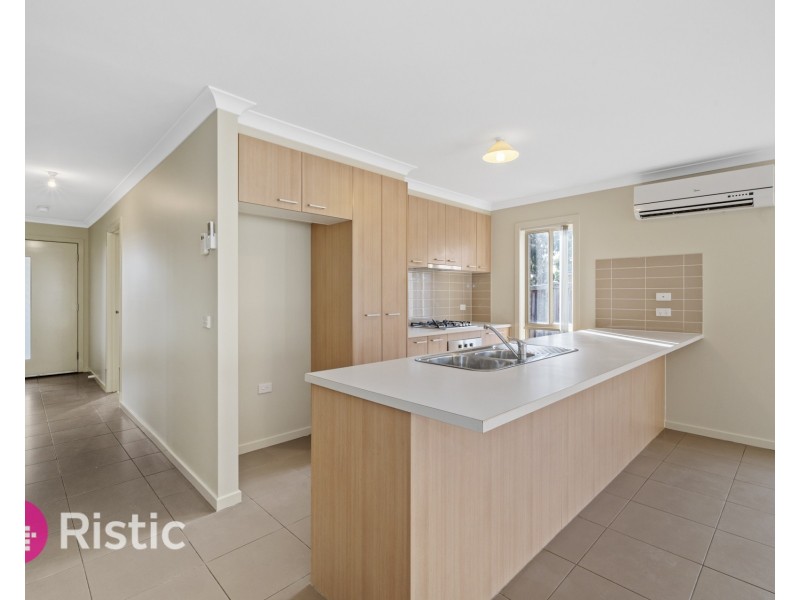 6 Birkdale Road, Doreen VIC 3754