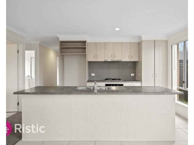 26 Kinglake Drive, Wyndham Vale VIC 3024