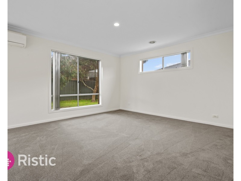 26 Kinglake Drive, Wyndham Vale VIC 3024