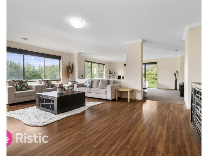 35 Palladium Circle, Beveridge VIC 3753