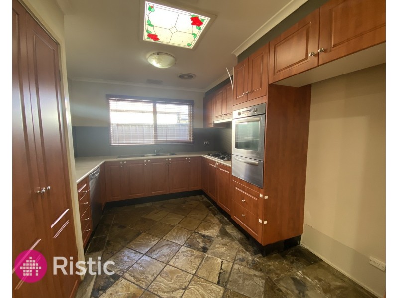 16 Merrill Drive, Epping VIC 3076