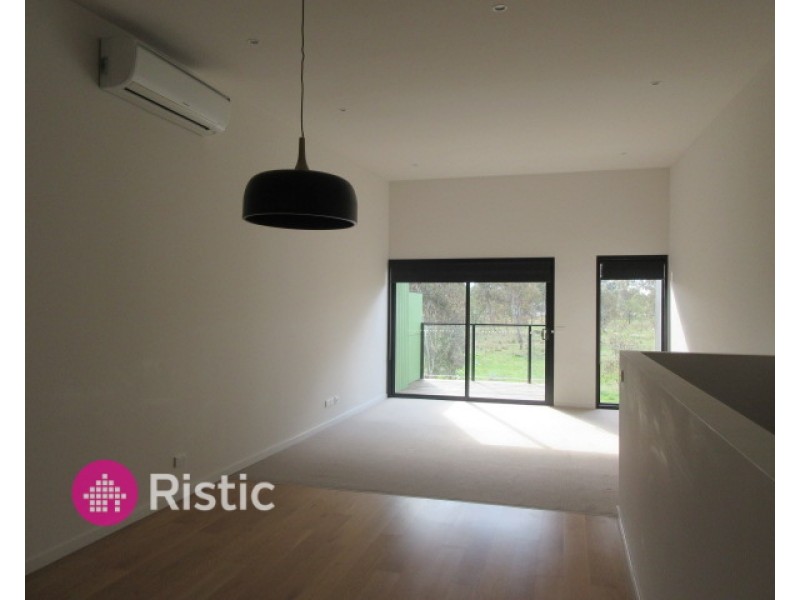 23 Albany Road, Mill Park VIC 3082