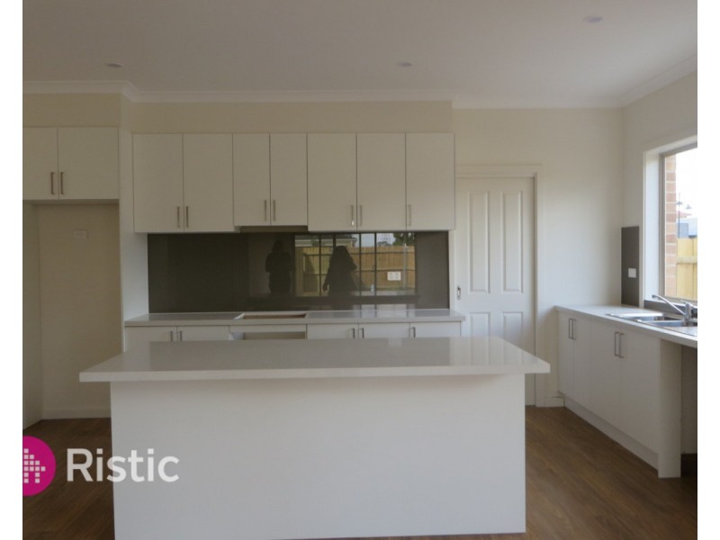 55 Grange Drive, South Morang VIC 3752