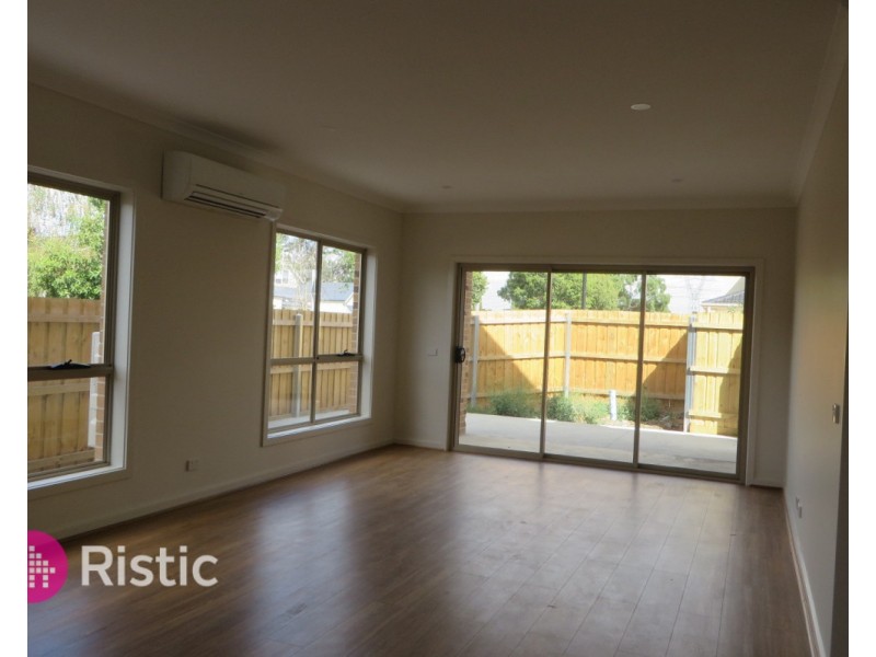 55 Grange Drive, South Morang VIC 3752