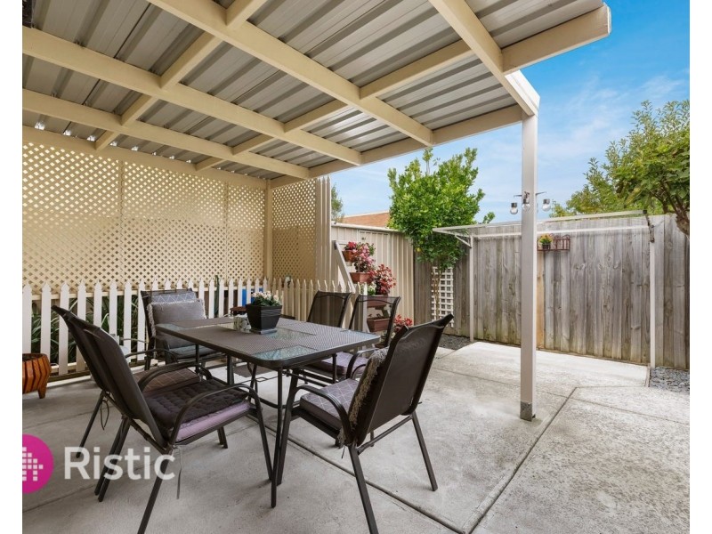 3 Delwyn Close, Thomastown VIC 3074