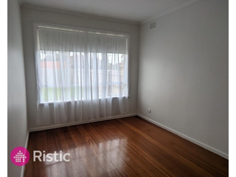 12 Claremont Street, Fawkner VIC 3060