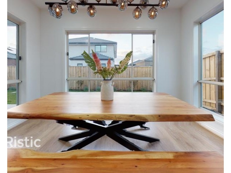 1 Radiata Street, Beveridge VIC 3753