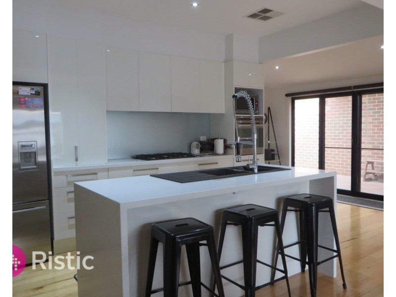 43 Crispe Street, Reservoir VIC 3073