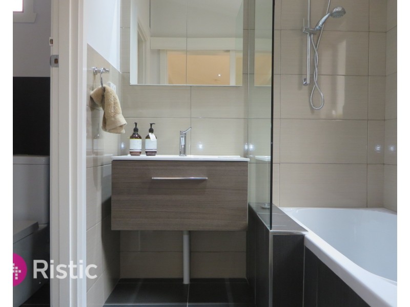 43 Crispe Street, Reservoir VIC 3073