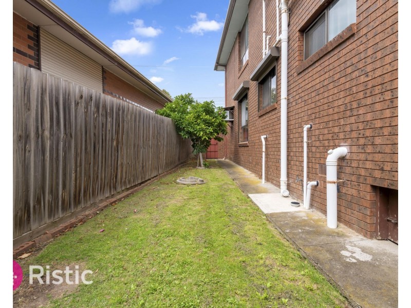 Room 8/96 Dunne Street, Kingsbury VIC 3083