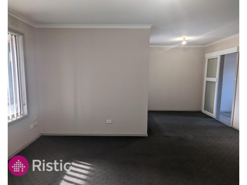 1/6 Uren Court, Thomastown VIC 3074