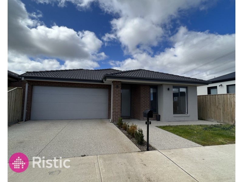 39 Nectar Street, Mickleham VIC 3064