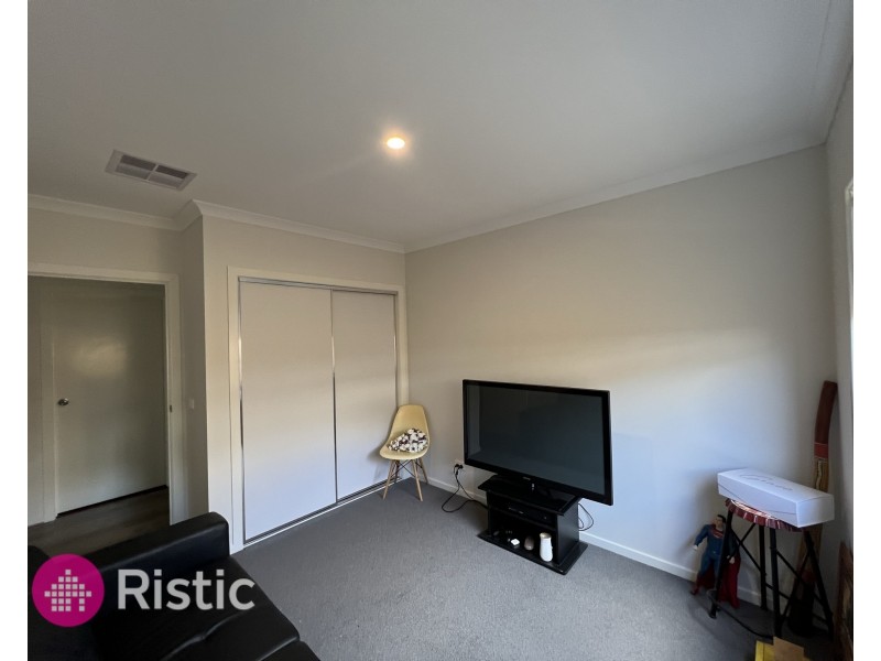 39 Nectar Street, Mickleham VIC 3064