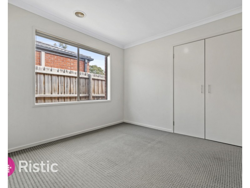 16 Endurance Street, Doreen VIC 3754