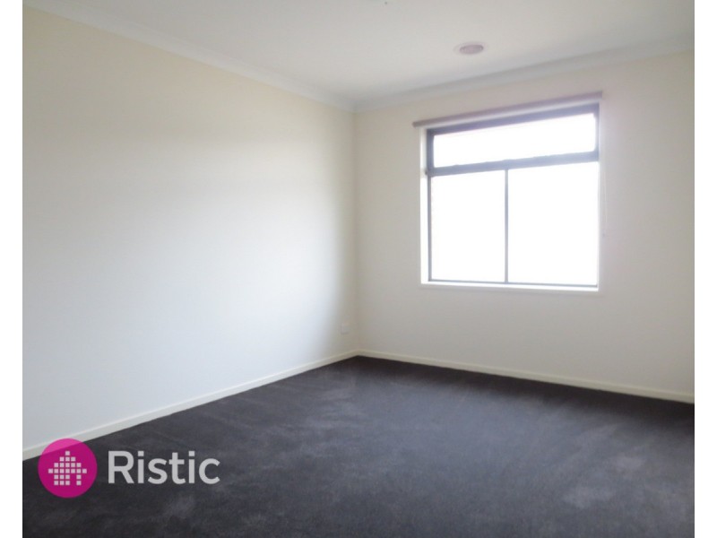 15 Hestia Court, South Morang VIC 3752