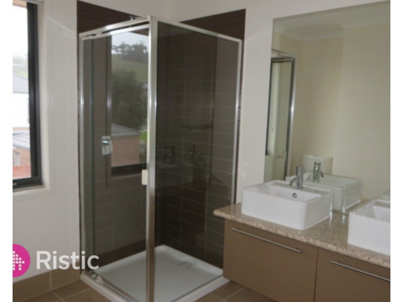 15 Hestia Court, South Morang VIC 3752