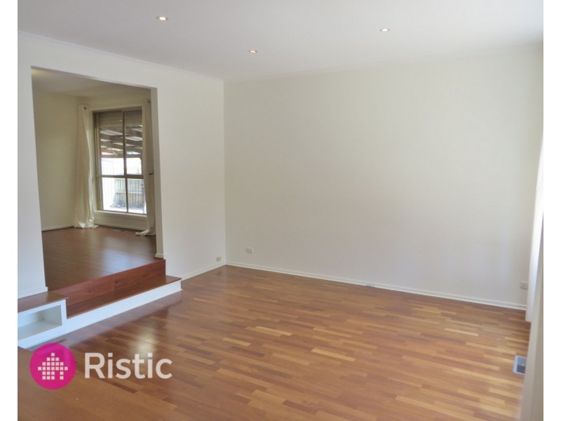 207 Childs Road, Mill Park VIC 3082