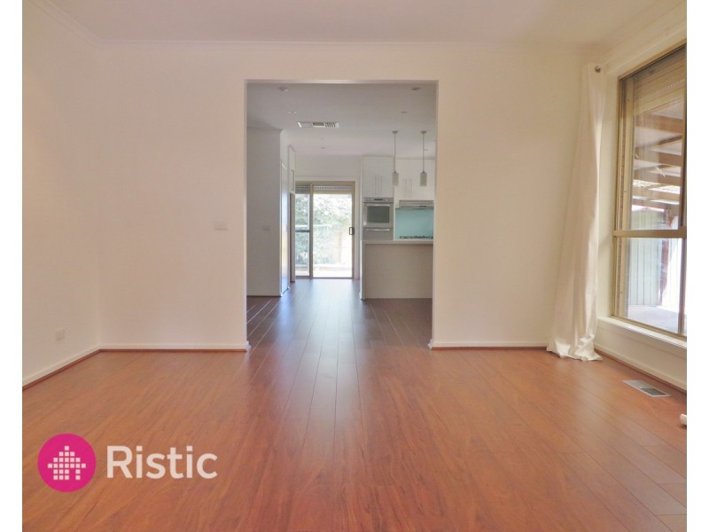 207 Childs Road, Mill Park VIC 3082