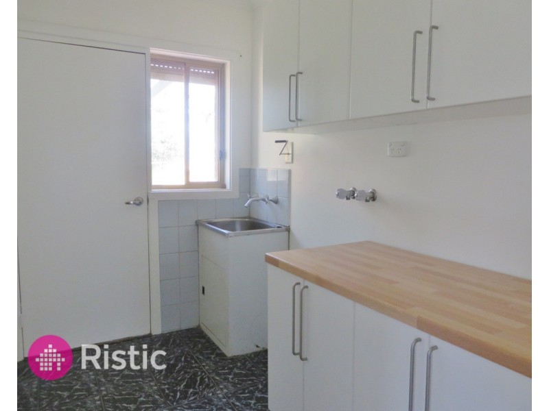 207 Childs Road, Mill Park VIC 3082