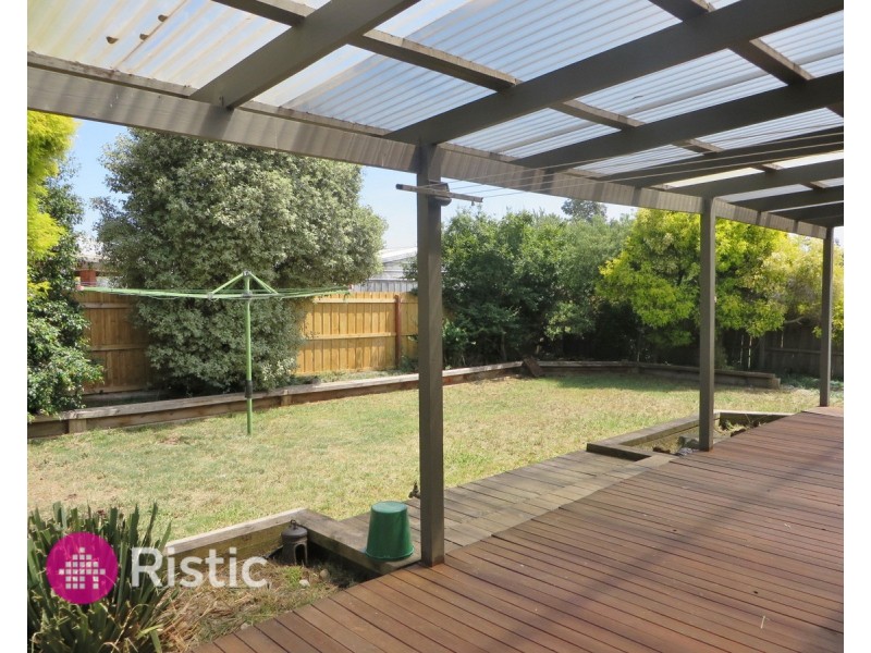 207 Childs Road, Mill Park VIC 3082