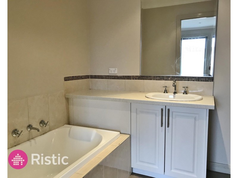 6/45 Ancona Drive, Mill Park VIC 3082