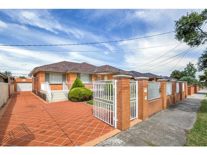 97 Glasgow Avenue, Reservoir VIC 3073