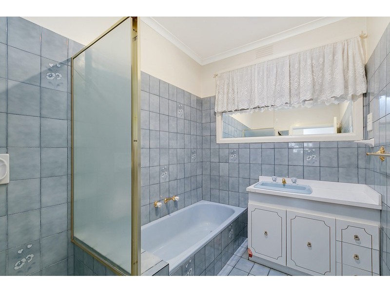 97 Glasgow Avenue, Reservoir VIC 3073