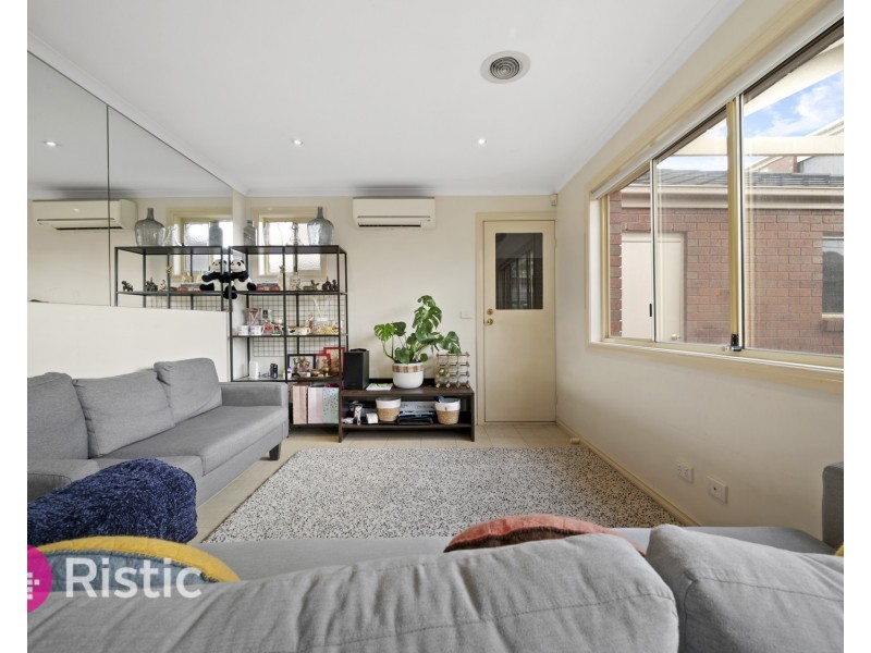 3/21 The Fairway, Kingsbury VIC 3083