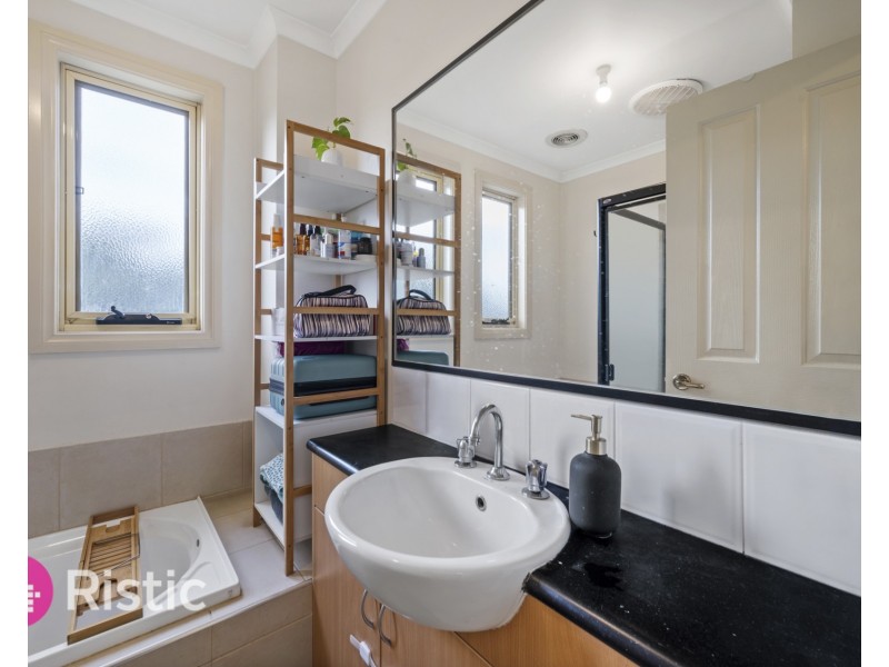 3/21 The Fairway, Kingsbury VIC 3083