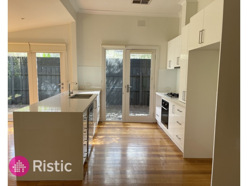 1/116 Ford Street, Ivanhoe VIC 3079