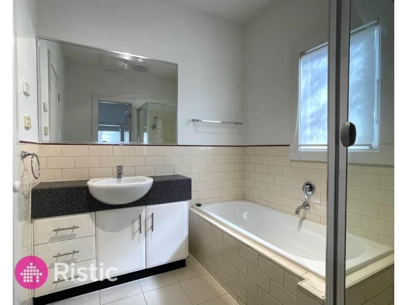1/116 Ford Street, Ivanhoe VIC 3079
