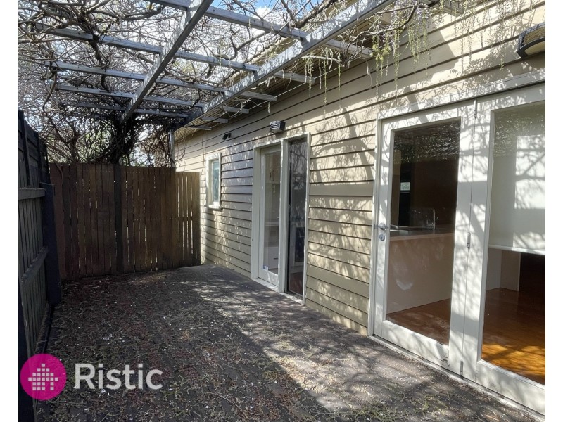 1/116 Ford Street, Ivanhoe VIC 3079
