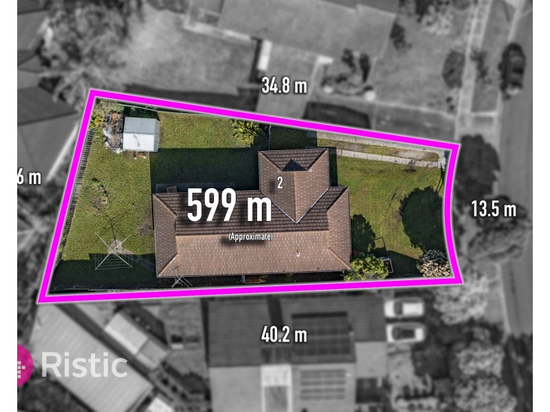 7 Madigan Crescent, Mill Park VIC 3082