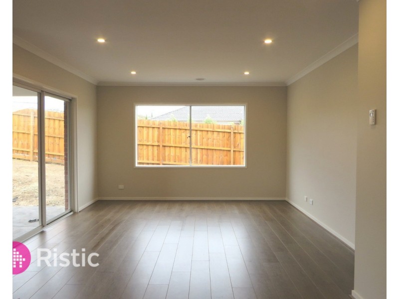 41 Newington Parade, Mernda VIC 3754